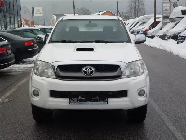 Toyota Hilux 2,5 D4-D Extra Cab 4x4 Připrav - foto 2