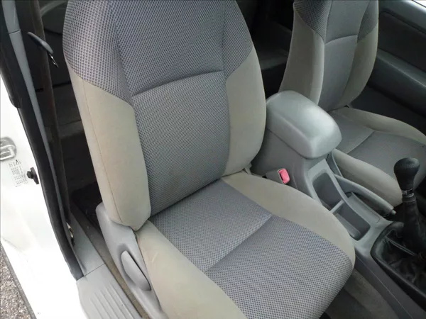 Toyota Hilux 2,5 D4-D Extra Cab 4x4 Připrav - foto 21