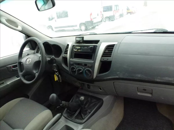 Toyota Hilux 2,5 D4-D Extra Cab 4x4 Připrav - foto 23