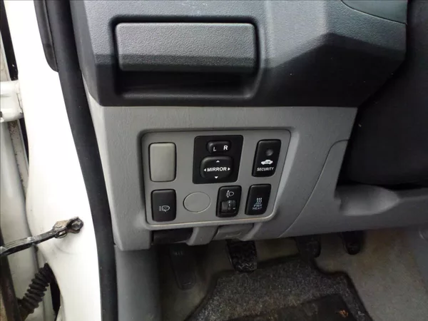 Toyota Hilux 2,5 D4-D Extra Cab 4x4 Připrav - foto 28