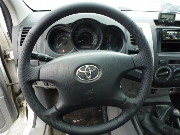 Toyota Hilux 2,5 D4-D Extra Cab 4x4 Připrav - foto 29