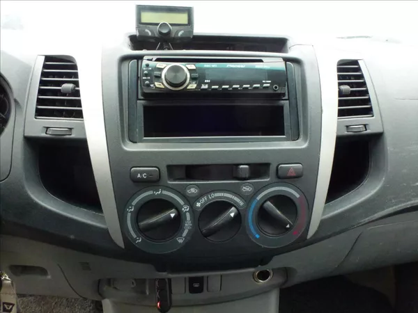 Toyota Hilux 2,5 D4-D Extra Cab 4x4 Připrav - foto 30
