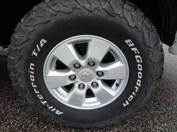 Toyota Hilux 2,5 D4-D Extra Cab 4x4 Připrav - foto 36