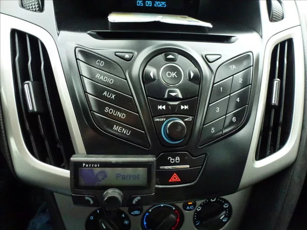 Ford Focus 1,6 16V Eco 150HP - foto 29