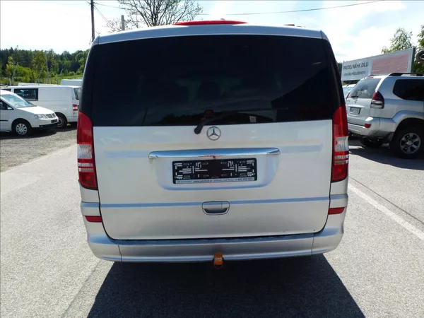 Mercedes-Benz Viano 2,2 DCi 5míst Automat 639 - foto 10