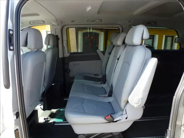Mercedes-Benz Viano 2,2 DCi 5míst Automat 639 - foto 19