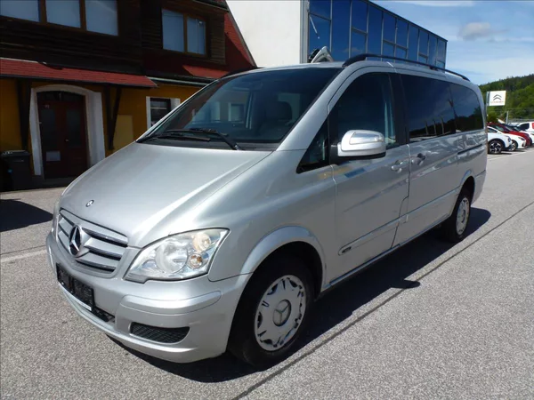 Mercedes-Benz Viano 2,2 DCi 5míst Automat 639 - foto 2