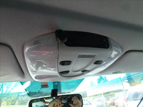 Mercedes-Benz Viano 2,2 DCi 5míst Automat 639 - foto 34