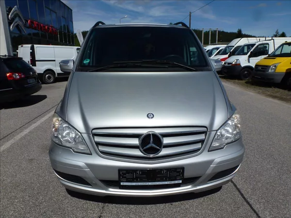 Mercedes-Benz Viano 2,2 DCi 5míst Automat 639 - foto 4