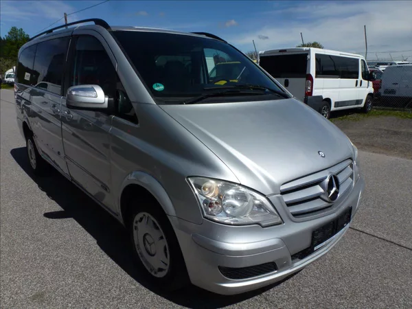 Mercedes-Benz Viano 2,2 DCi 5míst Automat 639 - foto 5