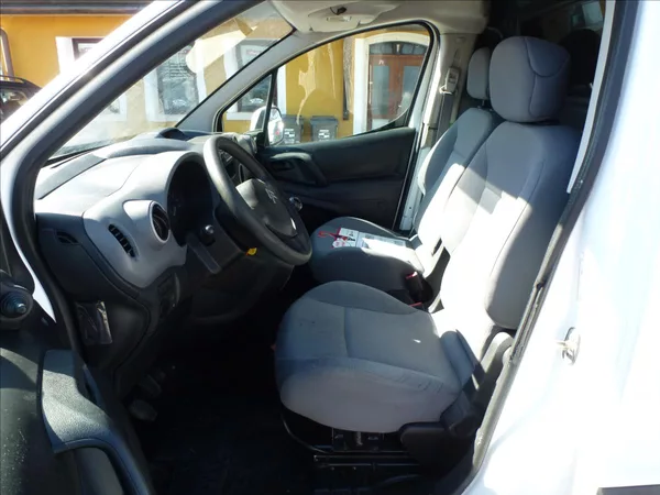 Citroën Berlingo 1,6 HDi 75 L1 X Střešní zahrád - foto 16