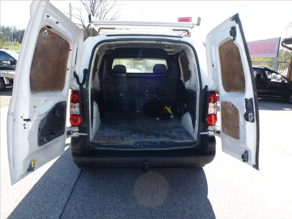 Citroën Berlingo 1,6 HDi 75 L1 X Střešní zahrád - foto 17