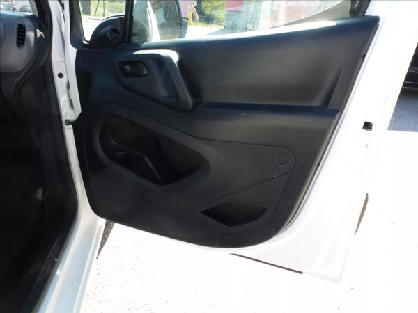 Citroën Berlingo 1,6 HDi 75 L1 X Střešní zahrád - foto 20
