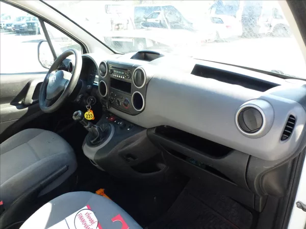 Citroën Berlingo 1,6 HDi 75 L1 X Střešní zahrád - foto 21