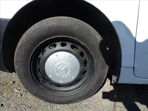 Citroën Berlingo 1,6 HDi 75 L1 X Střešní zahrád - foto 27