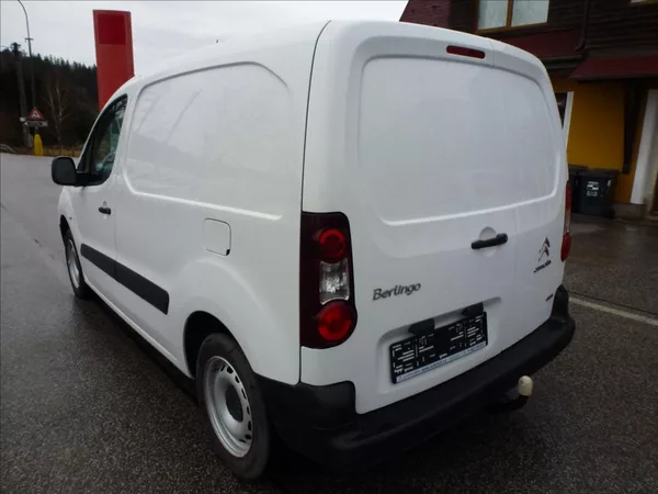 Citroën Berlingo 1,6 BHDI 3míst Tažné,Klima,Tem - foto 10