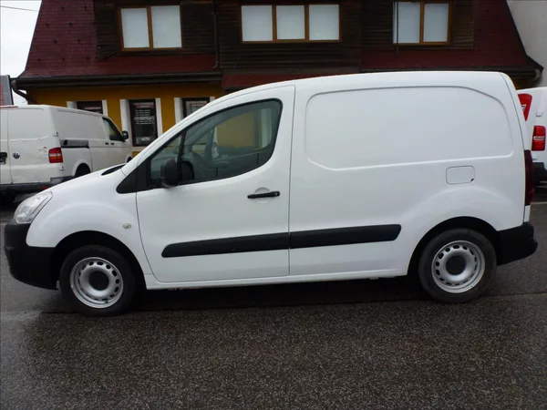 Citroën Berlingo 1,6 BHDI 3míst Tažné,Klima,Tem - foto 12
