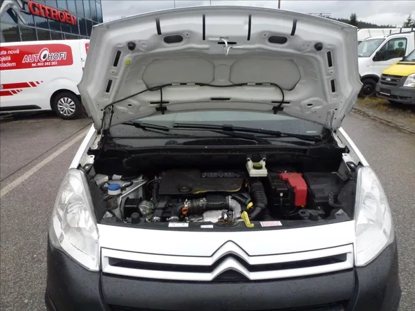 Citroën Berlingo 1,6 BHDI 3míst Tažné,Klima,Tem - foto 32