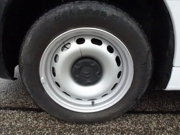 Citroën Berlingo 1,6 BHDI 3míst Tažné,Klima,Tem - foto 36