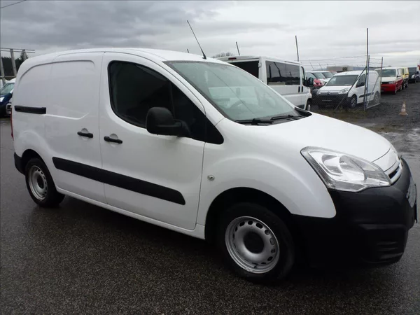 Citroën Berlingo 1,6 BHDI 3míst Tažné,Klima,Tem - foto 5
