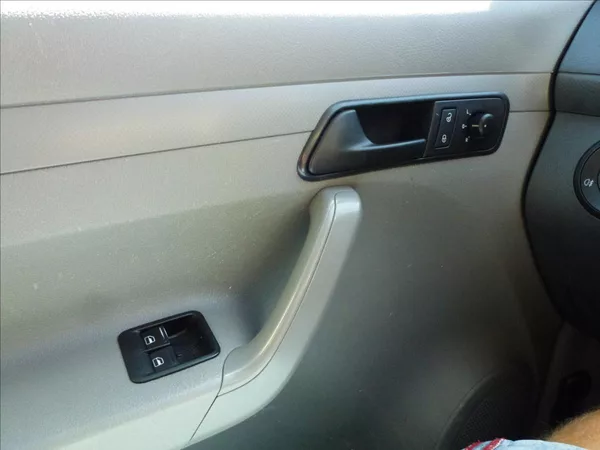 Volkswagen Caddy 1,9 TDI bez DPF - foto 25