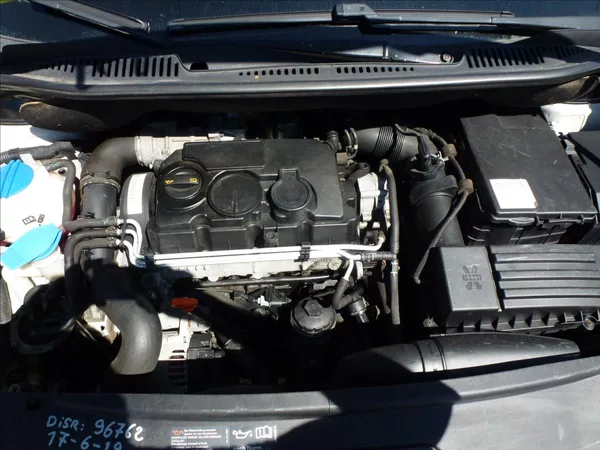 Volkswagen Caddy 1,9 TDI bez DPF - foto 32