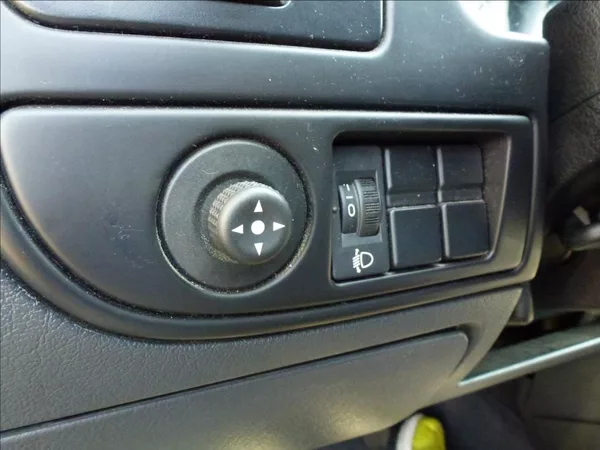 Citroën Xsara 1,6 COUPE I 16V VTR - foto 19