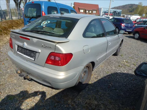 Citroën Xsara 1,6 COUPE I 16V VTR - foto 5