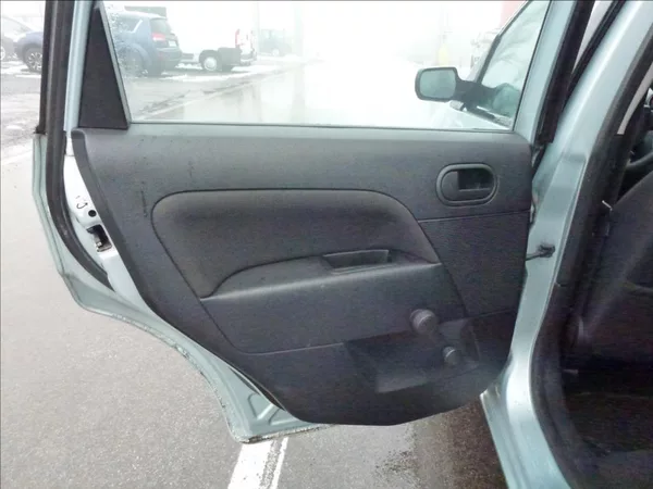 Ford Fiesta 1.4 TDCI 5DV. AMBIENTE - foto 17