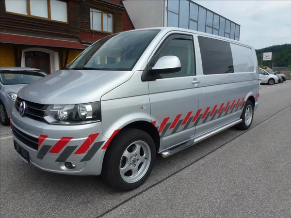Volkswagen Transporter 2,0 TDI 5míst Long L2H1