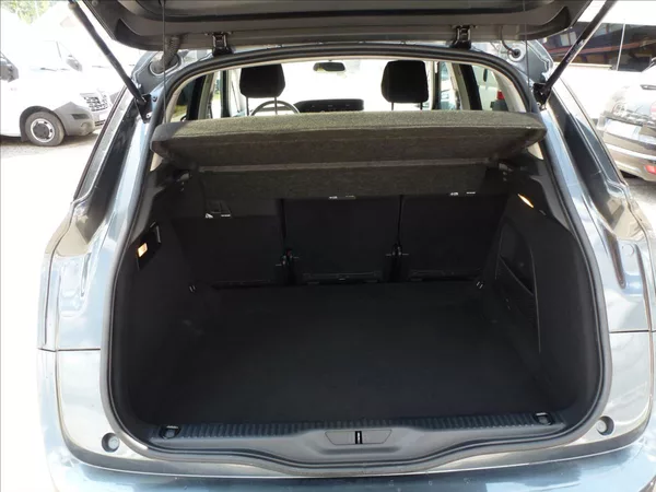 Citroën C4 Picasso 1,2 PureTech 130 6MAN Turbo Od - foto 24