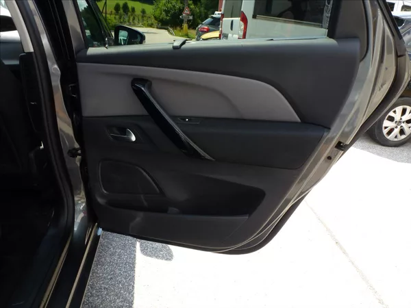 Citroën C4 Picasso 1,2 PureTech 130 6MAN Turbo Od - foto 25