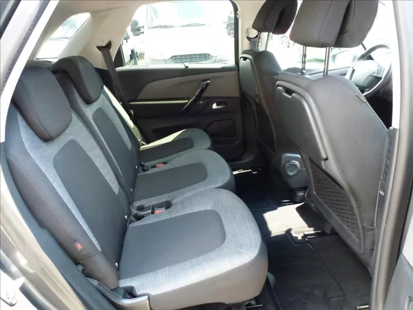 Citroën C4 Picasso 1,2 PureTech 130 6MAN Turbo Od - foto 26