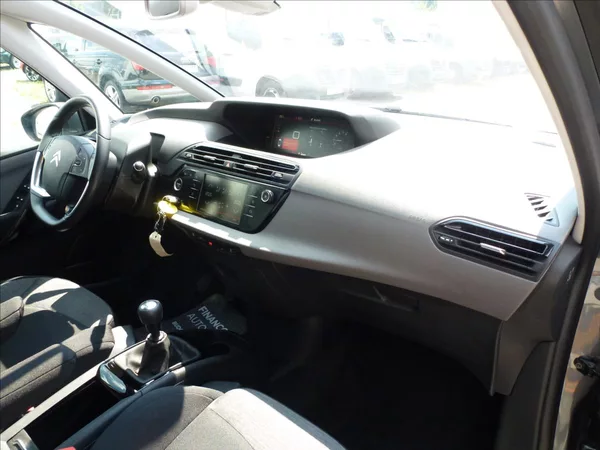 Citroën C4 Picasso 1,2 PureTech 130 6MAN Turbo Od - foto 29