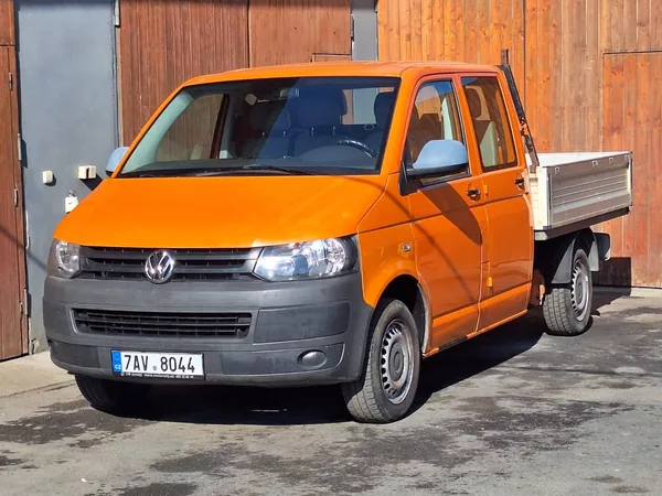 Volkswagen Transporter T5 2,0TDi DOKA 6míst valník