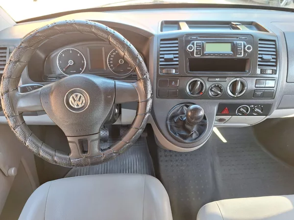 Volkswagen Transporter T5 2,0TDi DOKA 6míst valník - foto 12