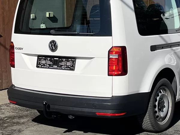 Volkswagen Caddy MAXI 2,0TDi 150k 6rychl. -DPH - foto 5