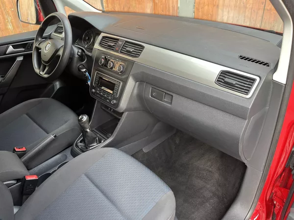 Volkswagen Caddy MAXI 2,0TDi 7míst ROZVODY - foto 15
