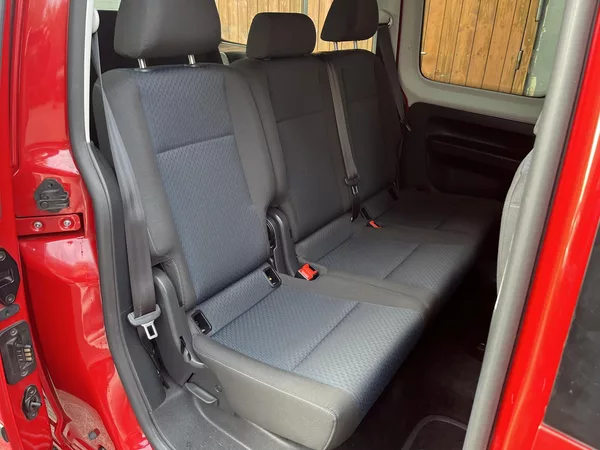 Volkswagen Caddy MAXI 2,0TDi 7míst ROZVODY - foto 19