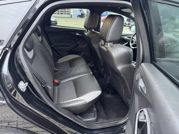 Ford Focus 2.0 ST 184 kW ČR odp. DPH - foto 10