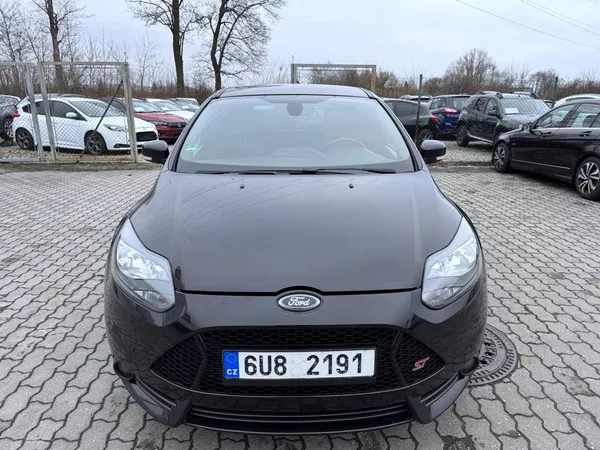 Ford Focus 2.0 ST 184 kW ČR odp. DPH - foto 2