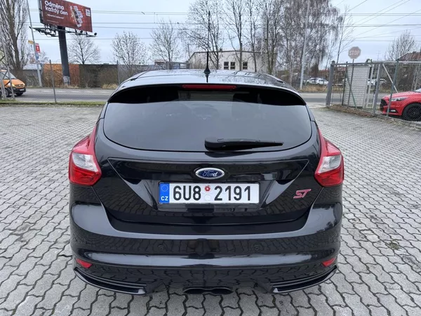 Ford Focus 2.0 ST 184 kW ČR odp. DPH - foto 4