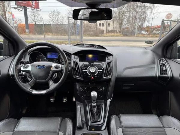 Ford Focus 2.0 ST 184 kW ČR odp. DPH - foto 8