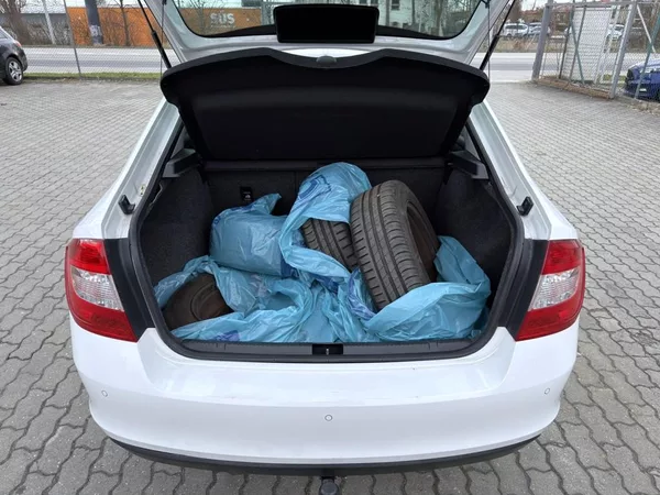 Škoda Rapid 1.2 TSI 63 kW - foto 10