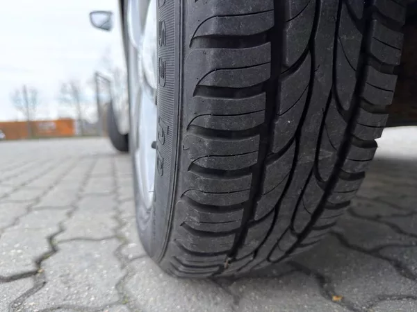 Škoda Rapid 1.2 TSI 63 kW - foto 16
