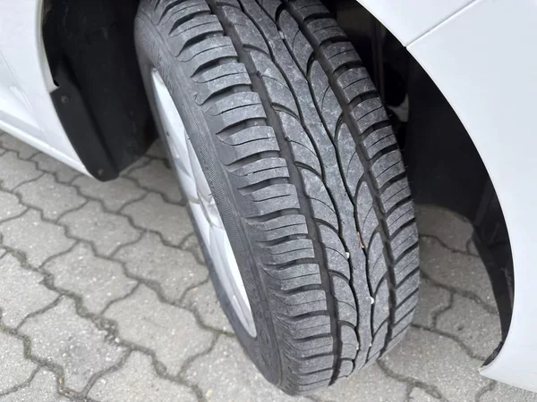 Škoda Rapid 1.2 TSI 63 kW - foto 4