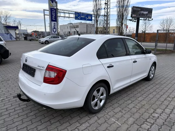 Škoda Rapid 1.2 TSI 63 kW - foto 6