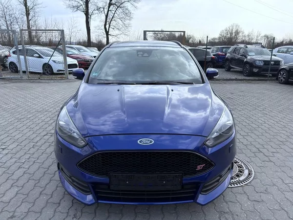 Ford Focus 2.0 ST 184 kW navi. xenony - foto 2