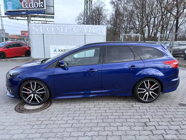 Ford Focus 2.0 ST 184 kW navi. xenony - foto 3