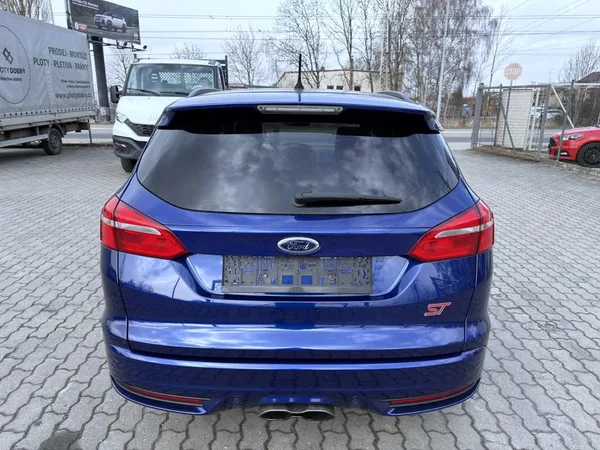 Ford Focus 2.0 ST 184 kW navi. xenony - foto 4